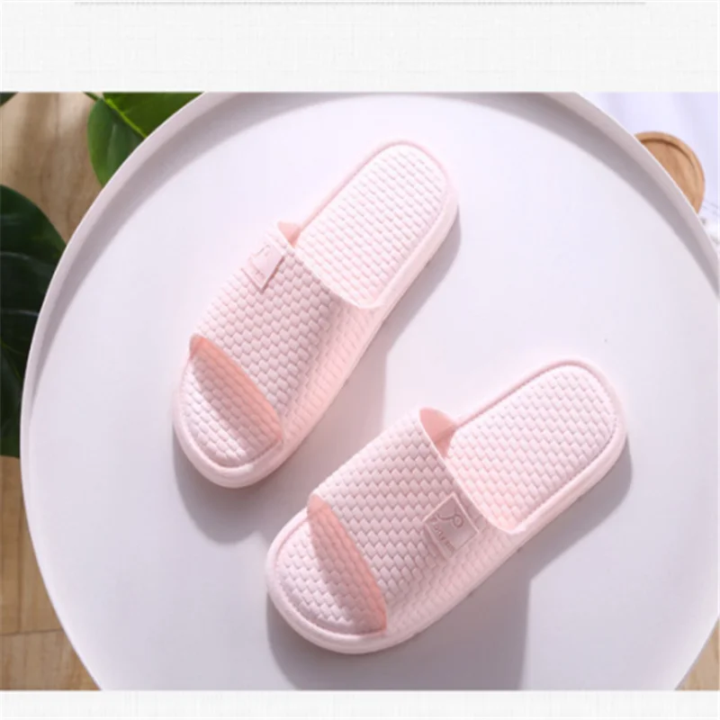 

Новинка весна-осень 2022, модные стильные летние тапочки, женские домашние тапочки 2448