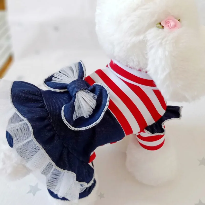 

Jeans Dog Clothes For Small Medium Dogs Puppy Cat Clothing Autumn Girls Strips Tshirt Jumpsuit Overalls Denim Pant Pet Tracksuit
