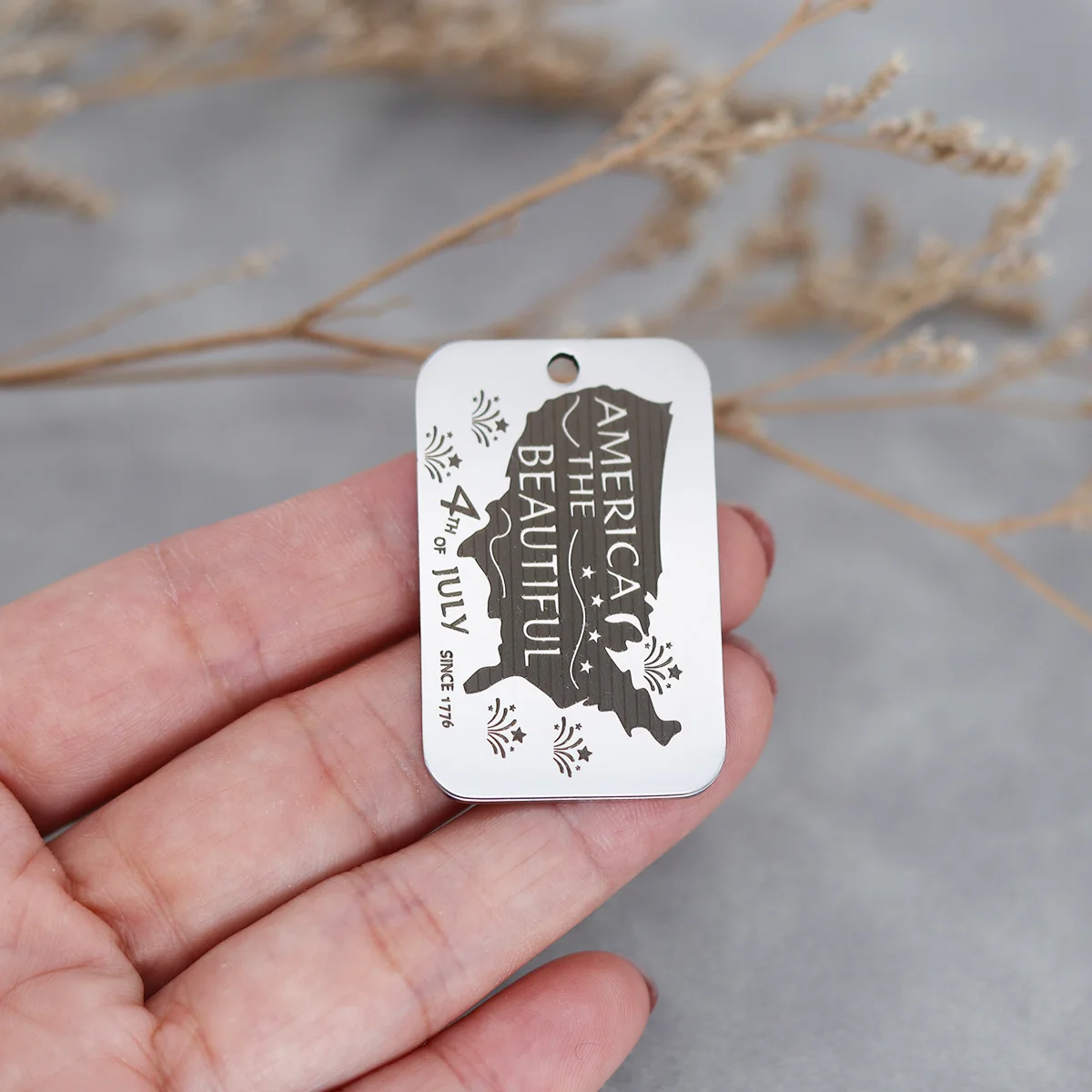 

2 шт./партия, прямоугольные подвески из нержавеющей стали с лазерной гравировкой