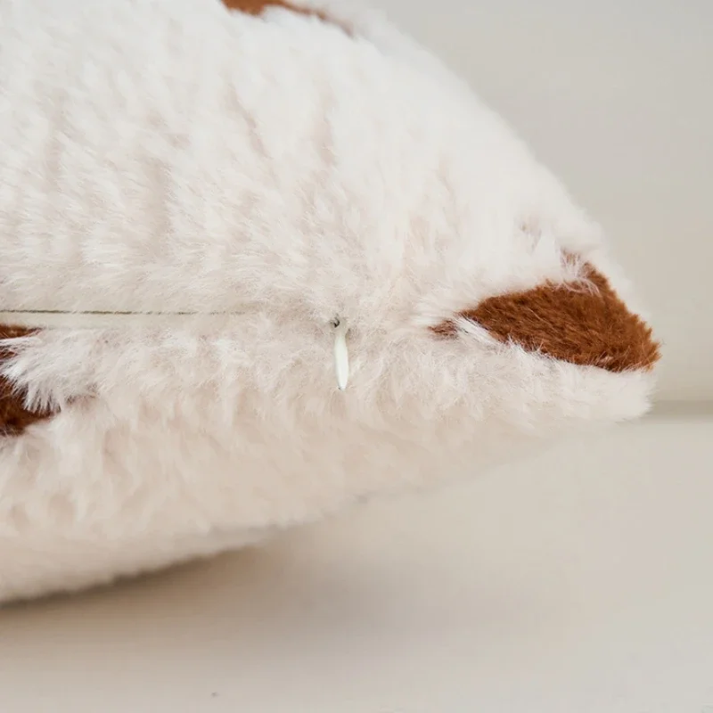 Наволочка из искусственного кроличьего меха