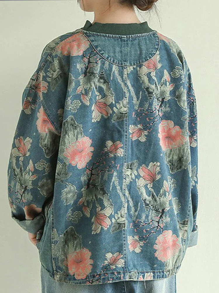 Женская джинсовая куртка с цветочным принтом свободного покроя |