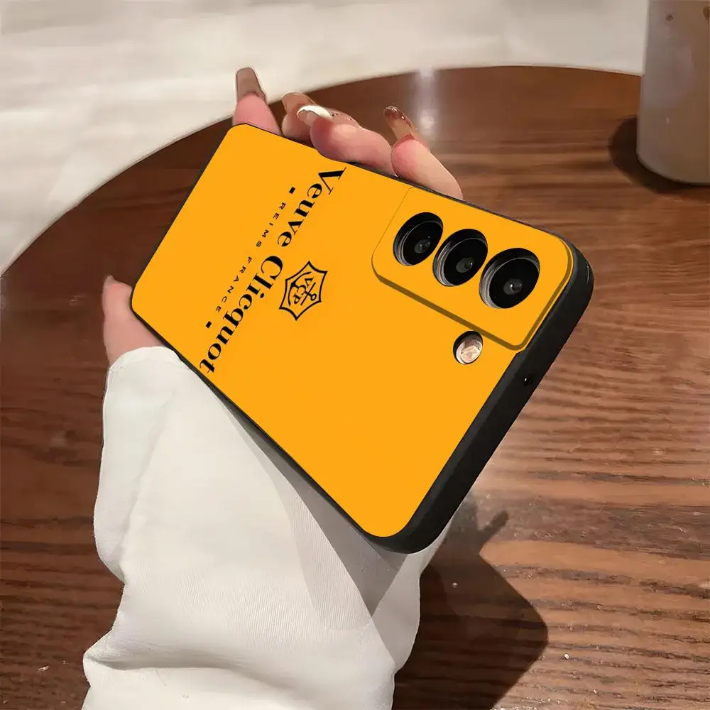 Фото Модный чехол для телефона V-Veuve Of C-Clicquot для Samsung S26 S25 S24 FE S23 S22 S21 Plus S20 Ultra Note20Ultra, черный, мягкий, силиконовый №2