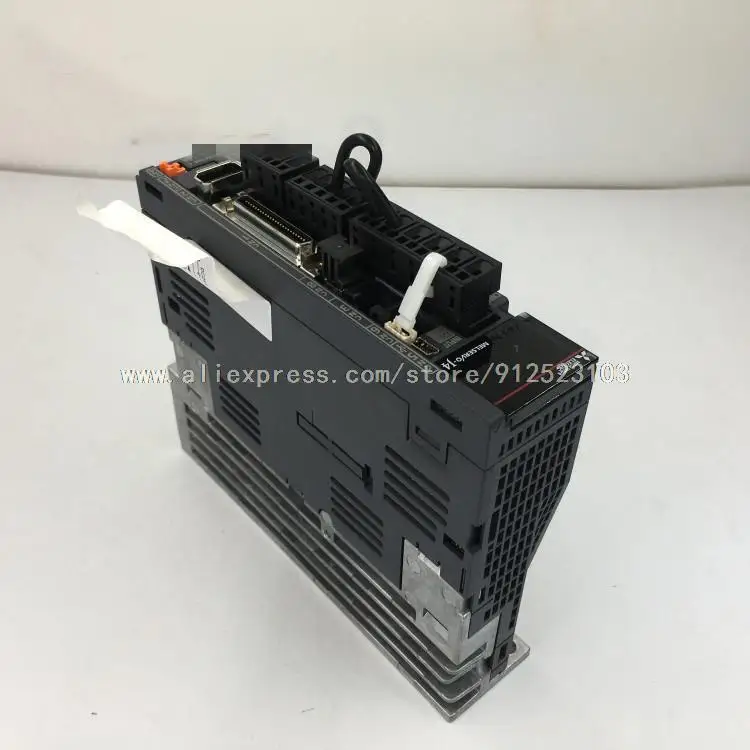 

New original packaging MR-J4-40A 1 year warranty ｛No.24arehouse spot｝ Immediately sent