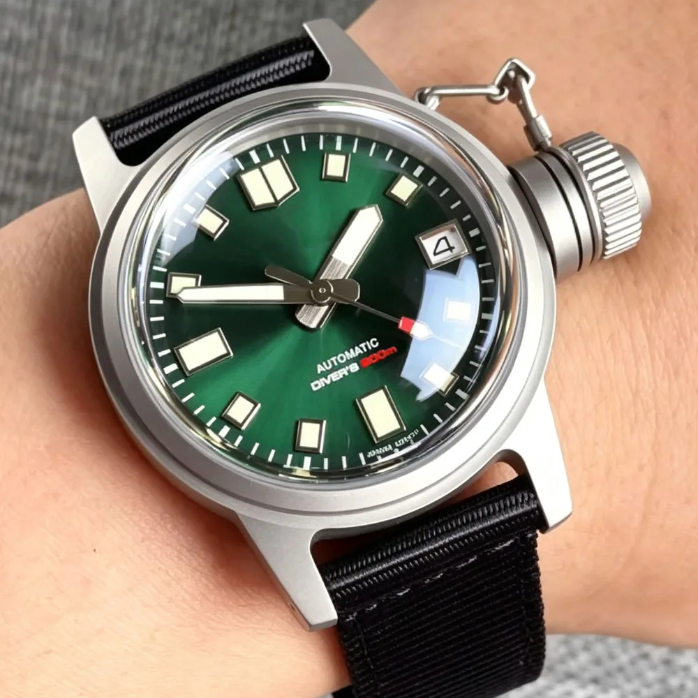 Фото Tandorio 36MM Frogman Army Miyota 8215 Автоматические часы для мужчин, водонепроницаемость 200 м, люминесцентное покрытие, куполообразное сапфировое стекло, военные дайверские часы. №1