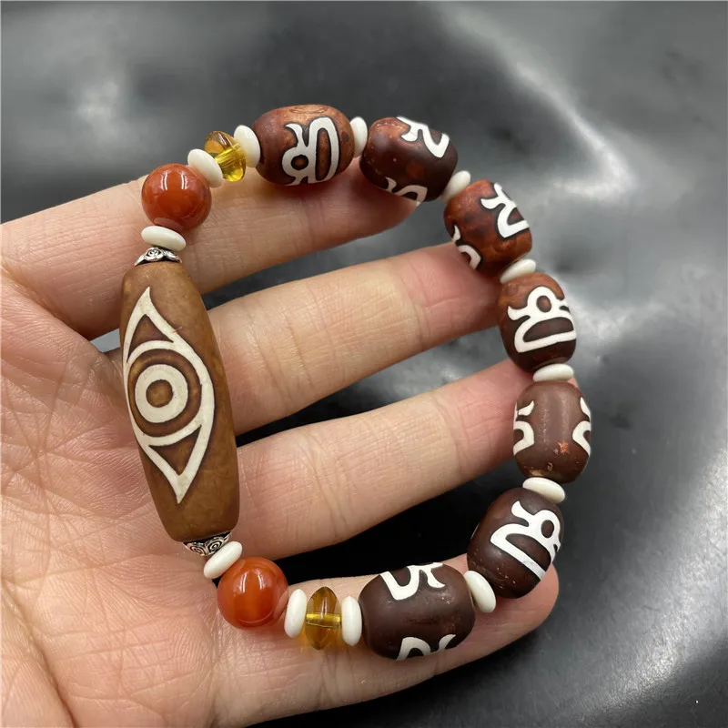 Фото With Dzi Beads Old Tibetan Agate Bead Bracelet №1