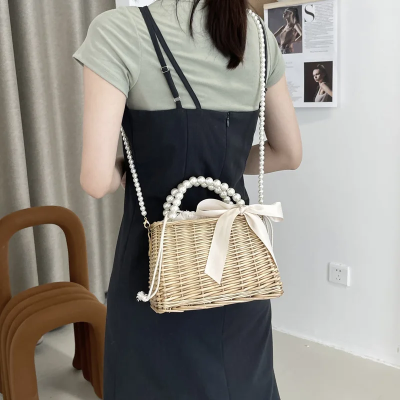 Bohemian Wicker Woven Straw Bags Luxury Pearls Handle Rattan Basket Bag Women Handbag Shoulder Crossbody Bag Boho Beach Bags New