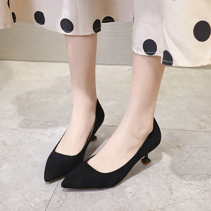 Новинка весна-осень 2024 модные туфли с острым носком замшевые повседневные и