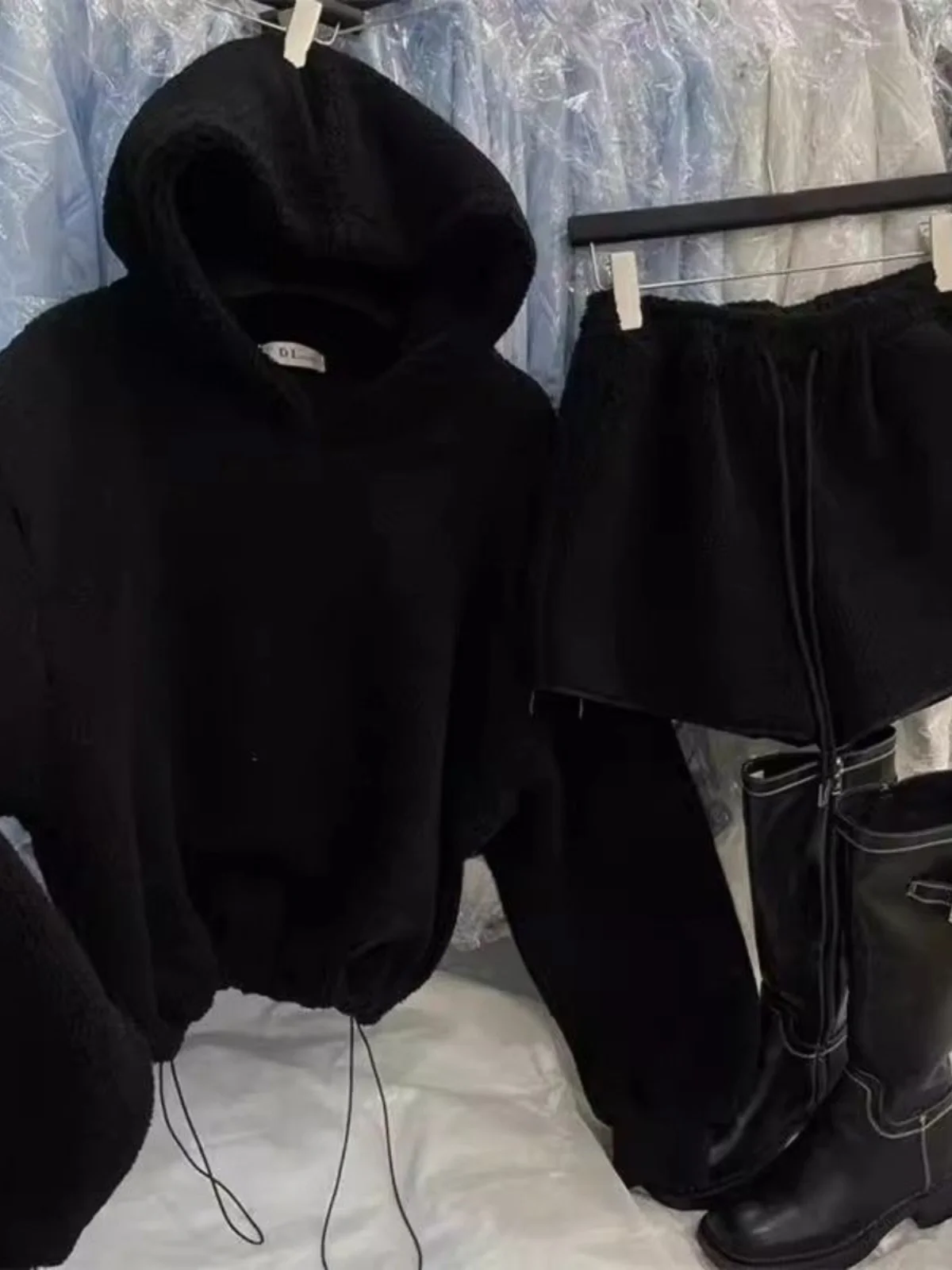 Комплект с капюшоном из овечьей шерсти шорты женские зимние маленькие модные