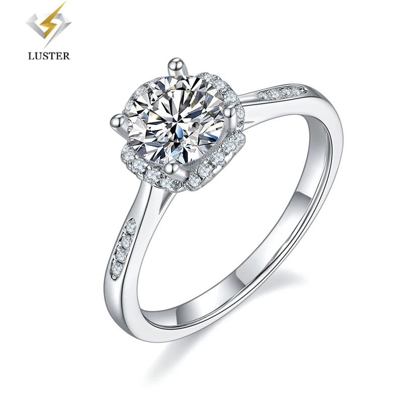 

Женское кольцо из серебра 6,5 пробы, с муассанитом, 925 мм