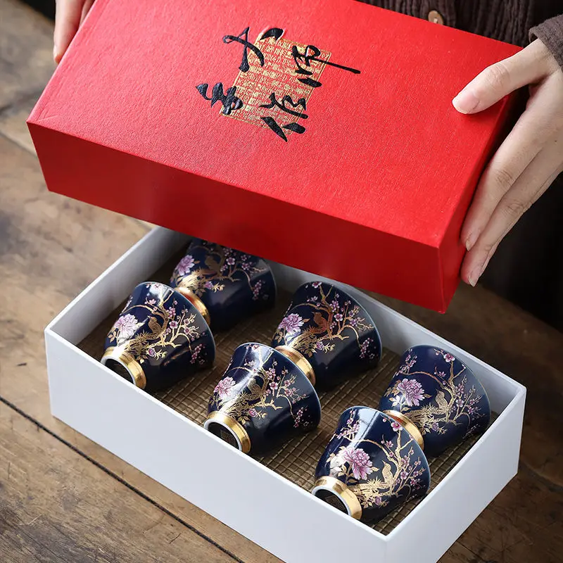 Керамическая чайная чашка