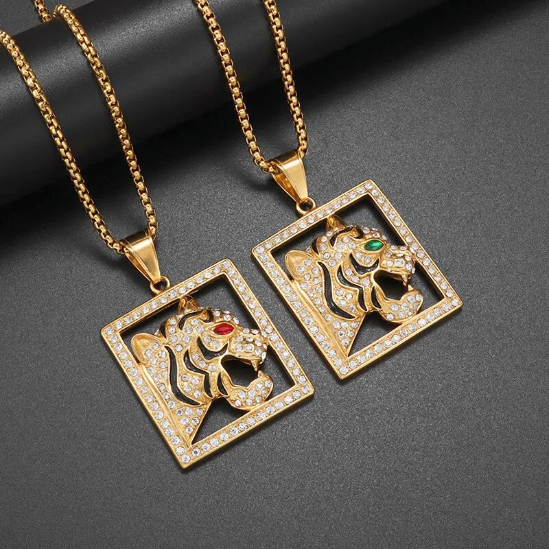 

Men's and Women's New Exquisite Green Eye Tiger Square Pendant Necklace Casual Street Hip Hop Rock Party Jewelry Accessories