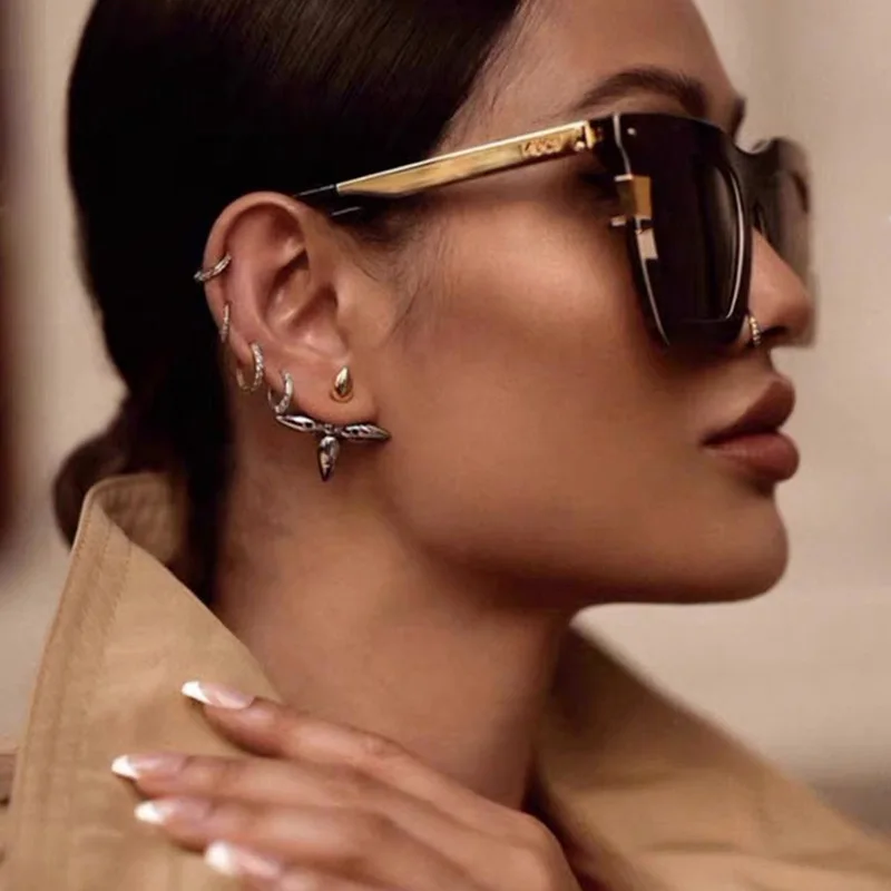 

Hot Fashion Exquisite Luxury Stud Earrings for Women Ins Style New Statement Earrings Women's Jewelry Accessories Wholesale