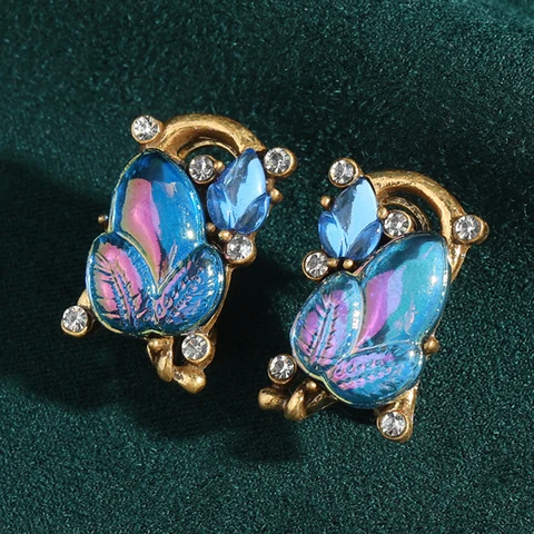 Золотые серьги-гвоздики Love Green Live Green с голубой инкрустацией