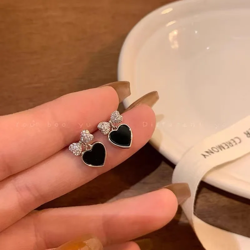 

New 2023 Fashion Spades Black Heart Earrings Micro Set Zircon Earrings Jewelry for Women Girl Jewelry