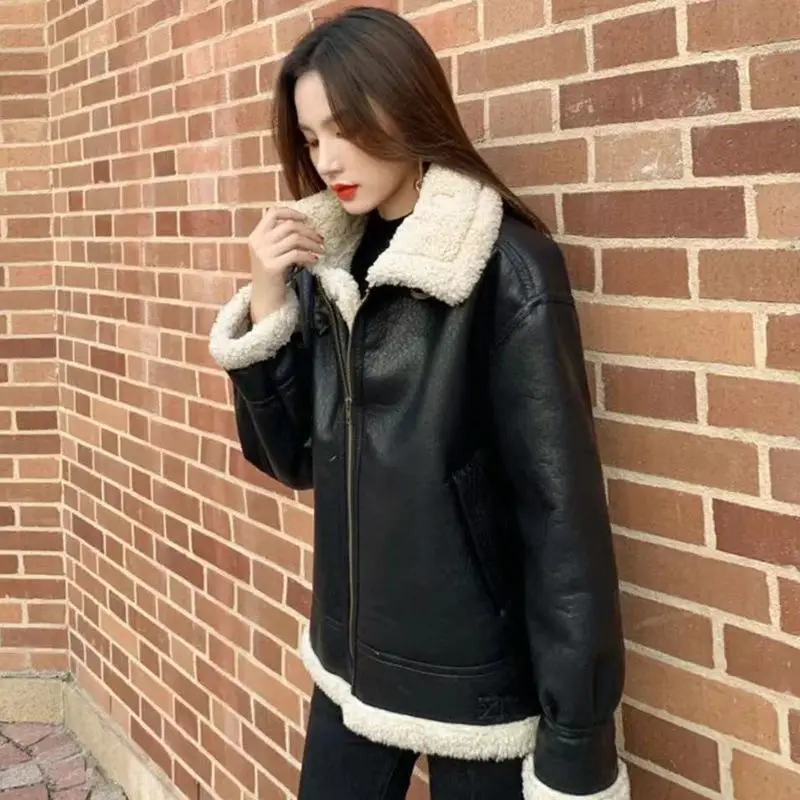 Winter Imitation Lamb Wool Jacket Women 2021 New Autumn and Winter Imitation Stitching Cashmere Leather Motorcycle Jacket  J0258