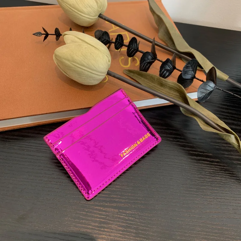 Мини-клатчи глянцевые