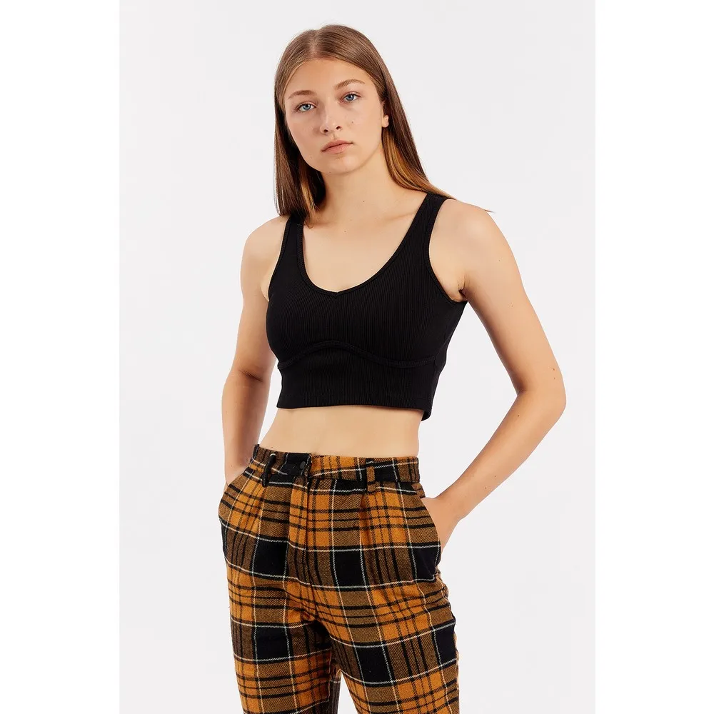 

Dorlie Black Bias Tape Detaylı Crop Body