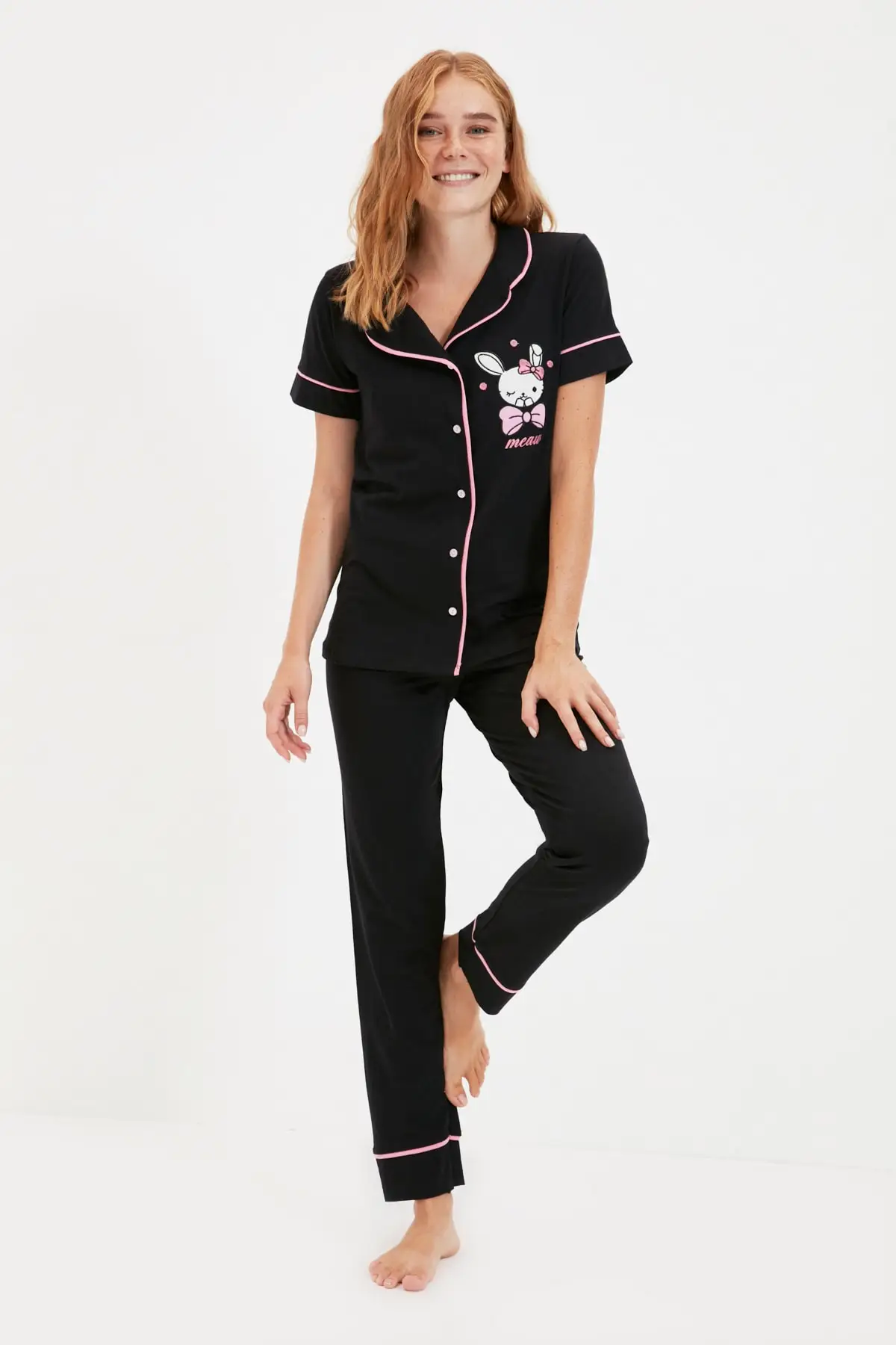 

Trendyol Animal Printed Knitted Pajamas Set THMAW22PT0701