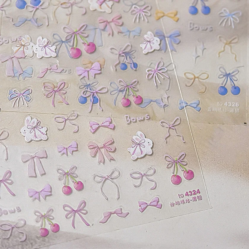 Цветной вишневый кролик со стразами и бантом в виде сердца клубничная лента