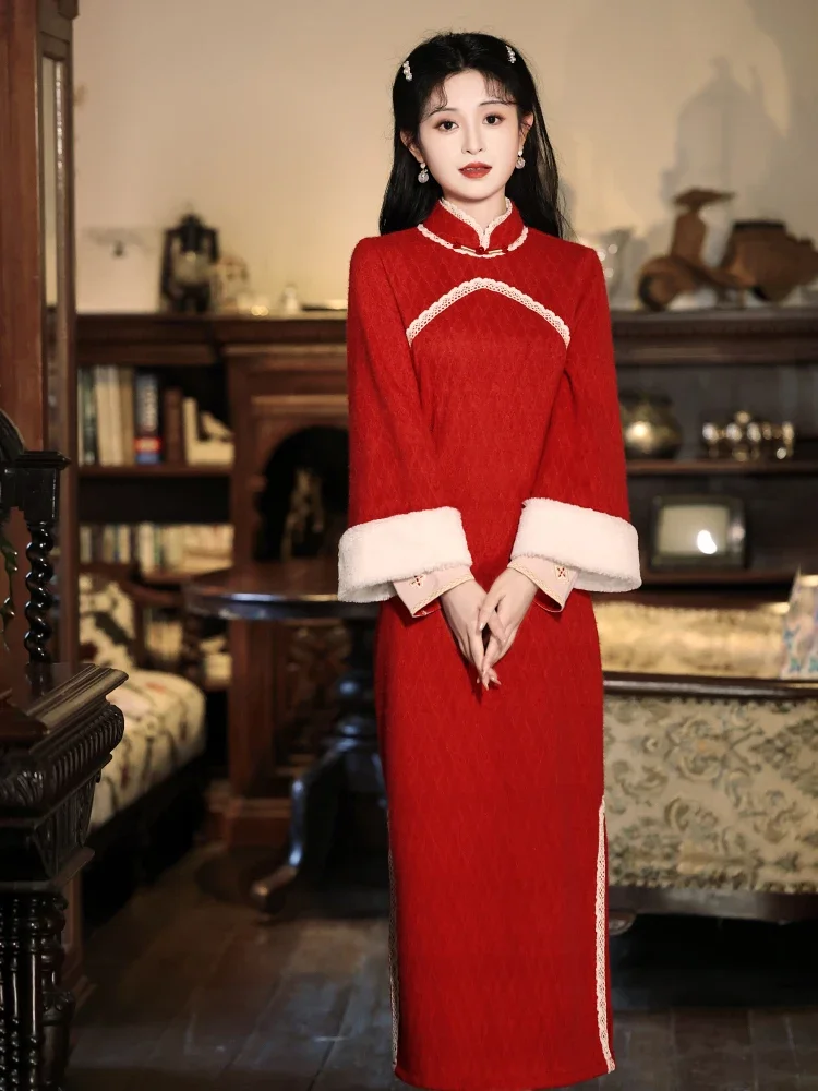 Утолщенный красный Cheongsam 2024 комплект жилета Winter Year of the Snake весенний фестиваль