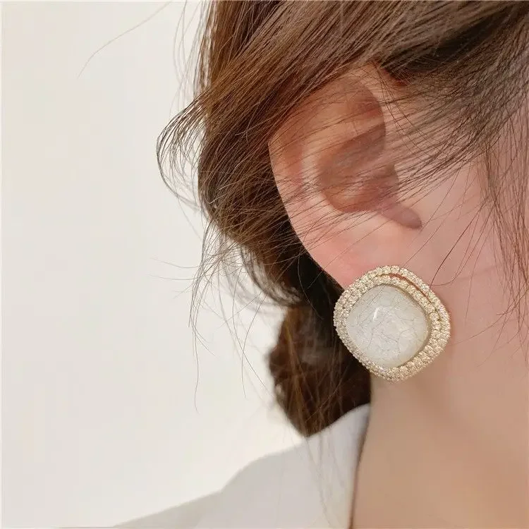 Высококачественные серьги из синтезационного циркония сплава во французском