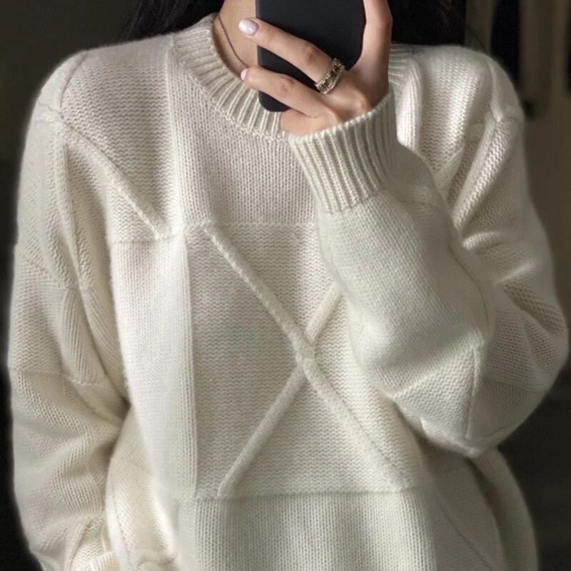 

Женский трикотажный свитер с круглым вырезом, свободного покроя