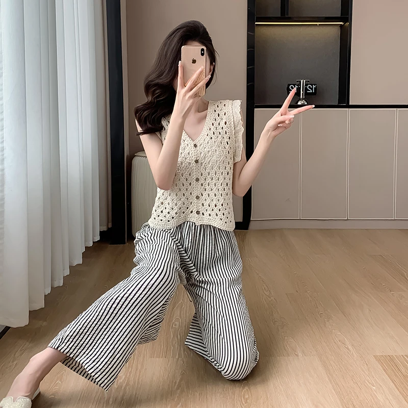 Женский комплект из двух предметов Трикотажный жилет и брюки с широкими