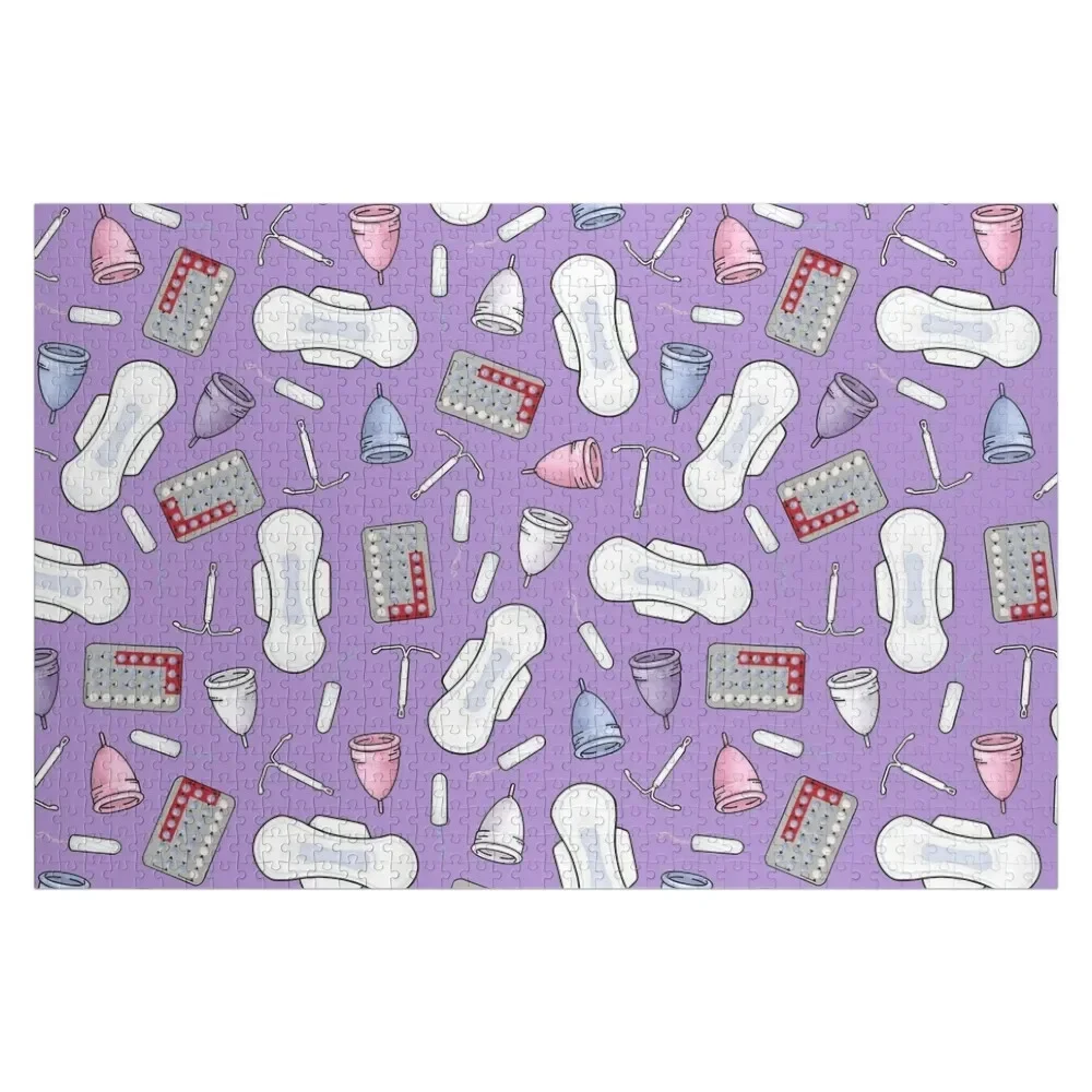 Защита периода ПМС готовая в фиолетовом цвете. Деревянные композиции для детей.