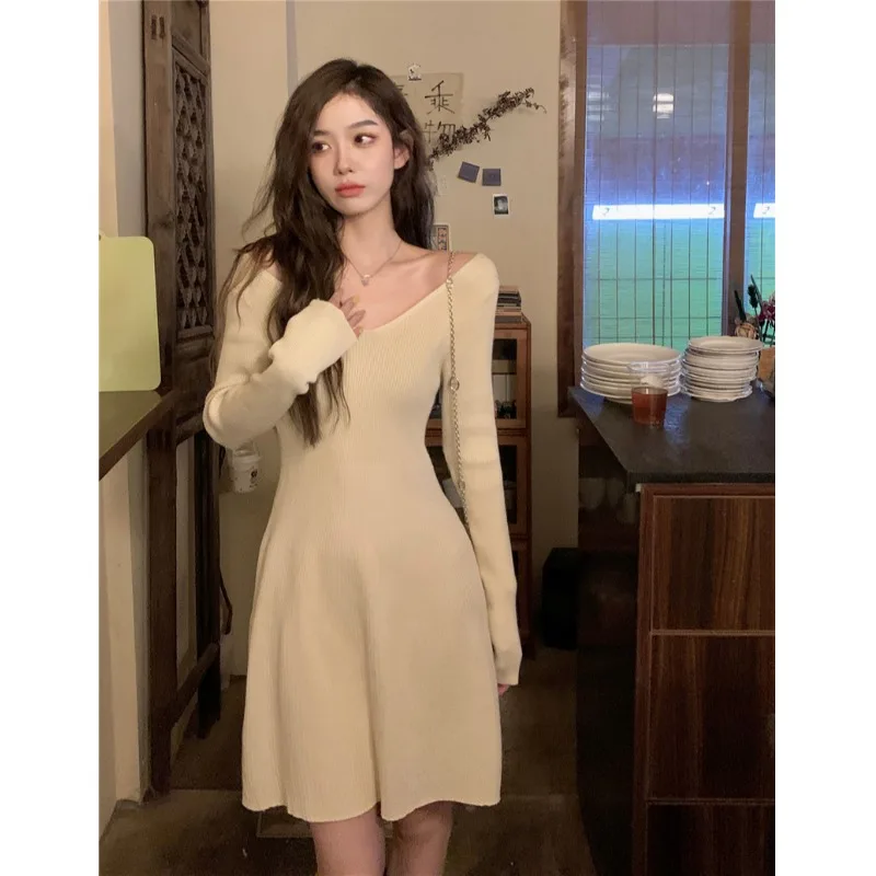

Dresses for Women 2022 Korean Style Fashion Dress One-shoulder Temperament Thin Knitted Skirt Pure Desire Style Hot Girl Dress