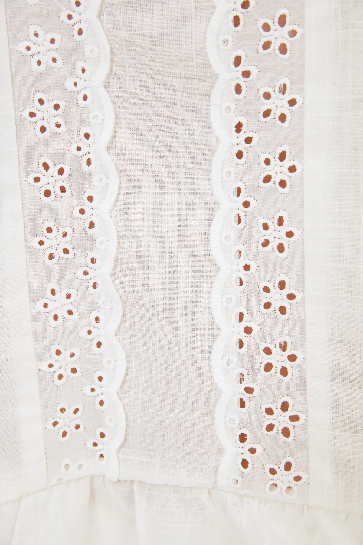 

Trendyol Fisto Embroidered Woven Pajamas set THMSS21PT1405