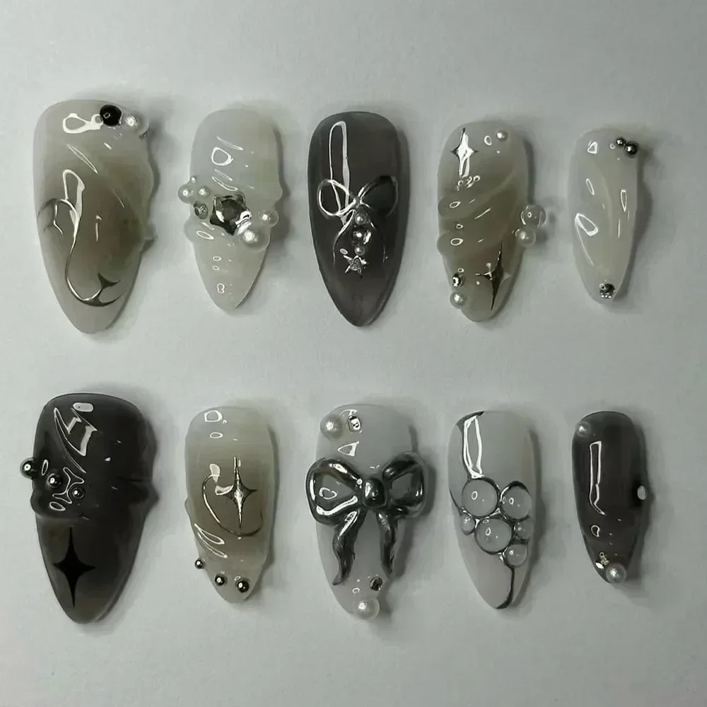 Spicy Girl Silver Bow False Nails