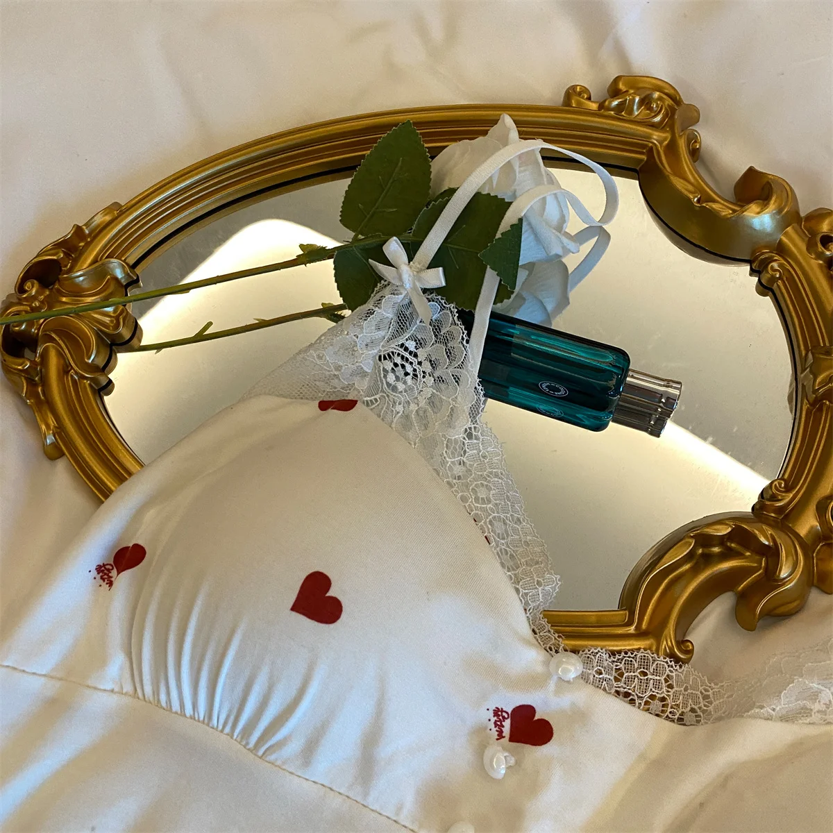 Summer NEW PYJAMAS FEMALE MILK SILK STUDENT SMALL LOVE CONDOLE TAKES LACE LACE sexy sleep SKIRT TO ADD BREAST cushion