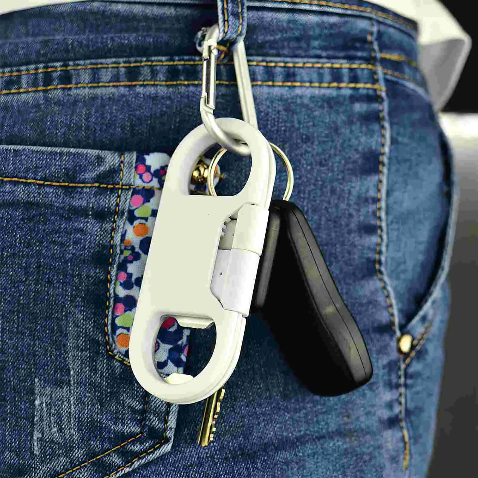 

1PC 3-in-1 Keychain Multifunction Key Ring Data Cable Bottle Opener for Men