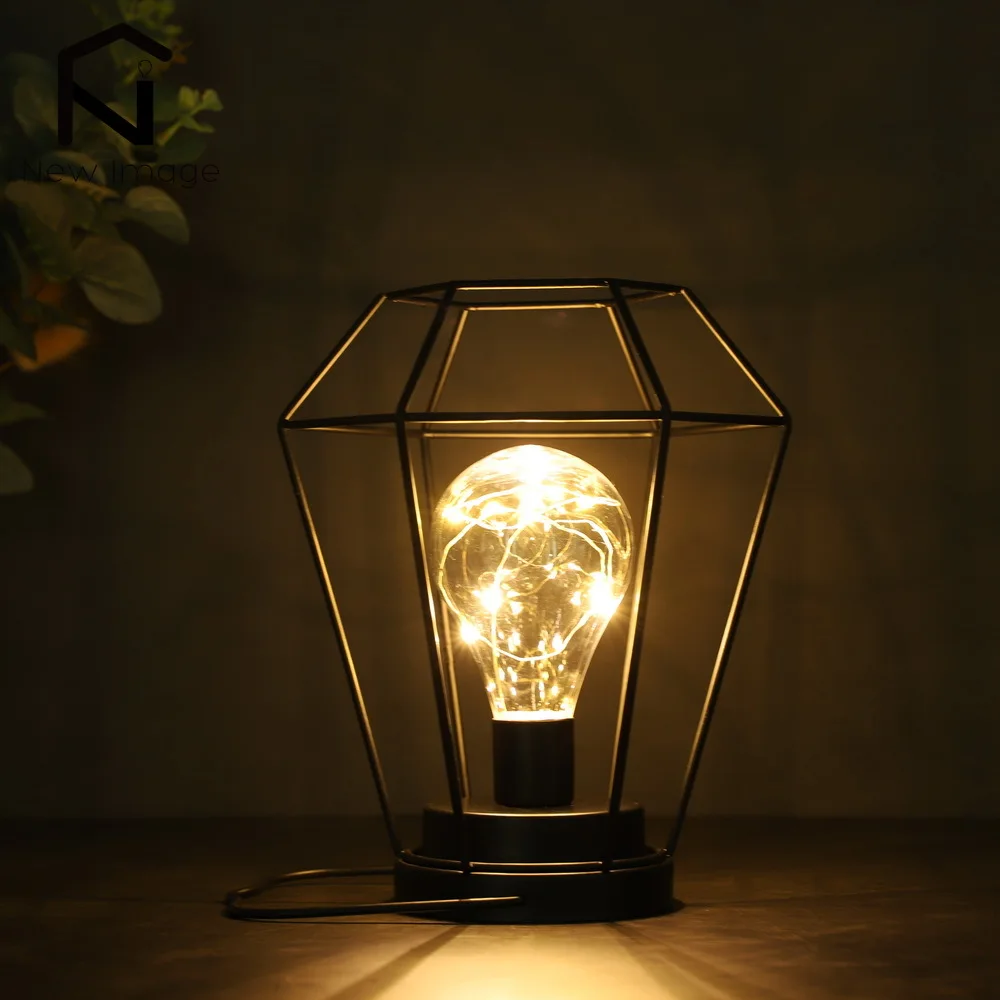 

Retro Diamond Candle Holder Metal Cage Table Battery Operated Lamp LED Edsion Style Cordless Hollow Light Indoor Table Light