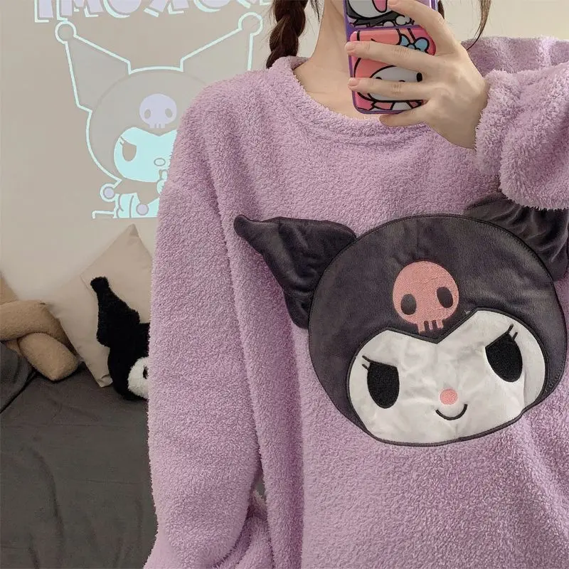 

Новинка, фиолетовая модная Свободная Домашняя одежда Kuromi с длинными рукавами, с круглым вырезом, пижама с вышивкой, милые аниме плюшевые подарки для девочек