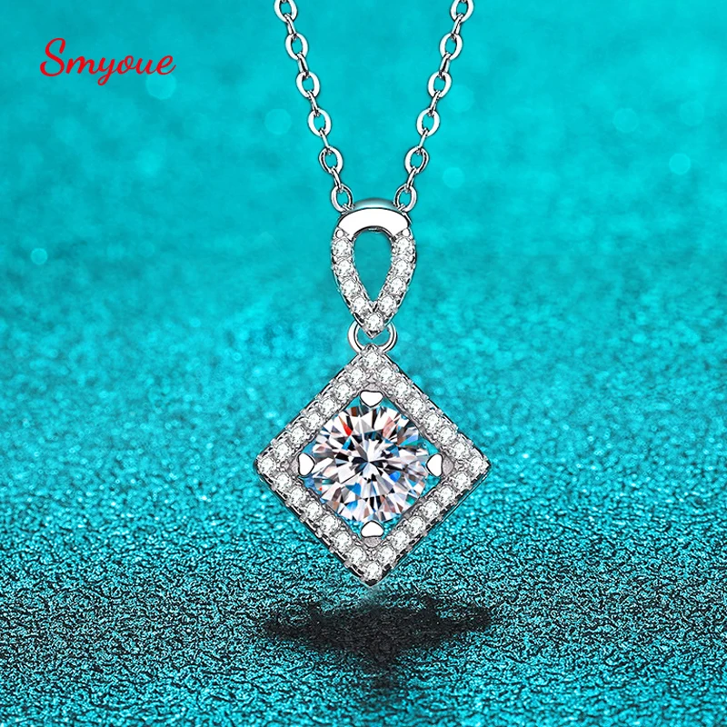

Smyoue 1ct D Color Moissanite Pendant for Women Square Sparkling Simulated Diamond Necklace 100% S925 Sterling Silver Jewelry