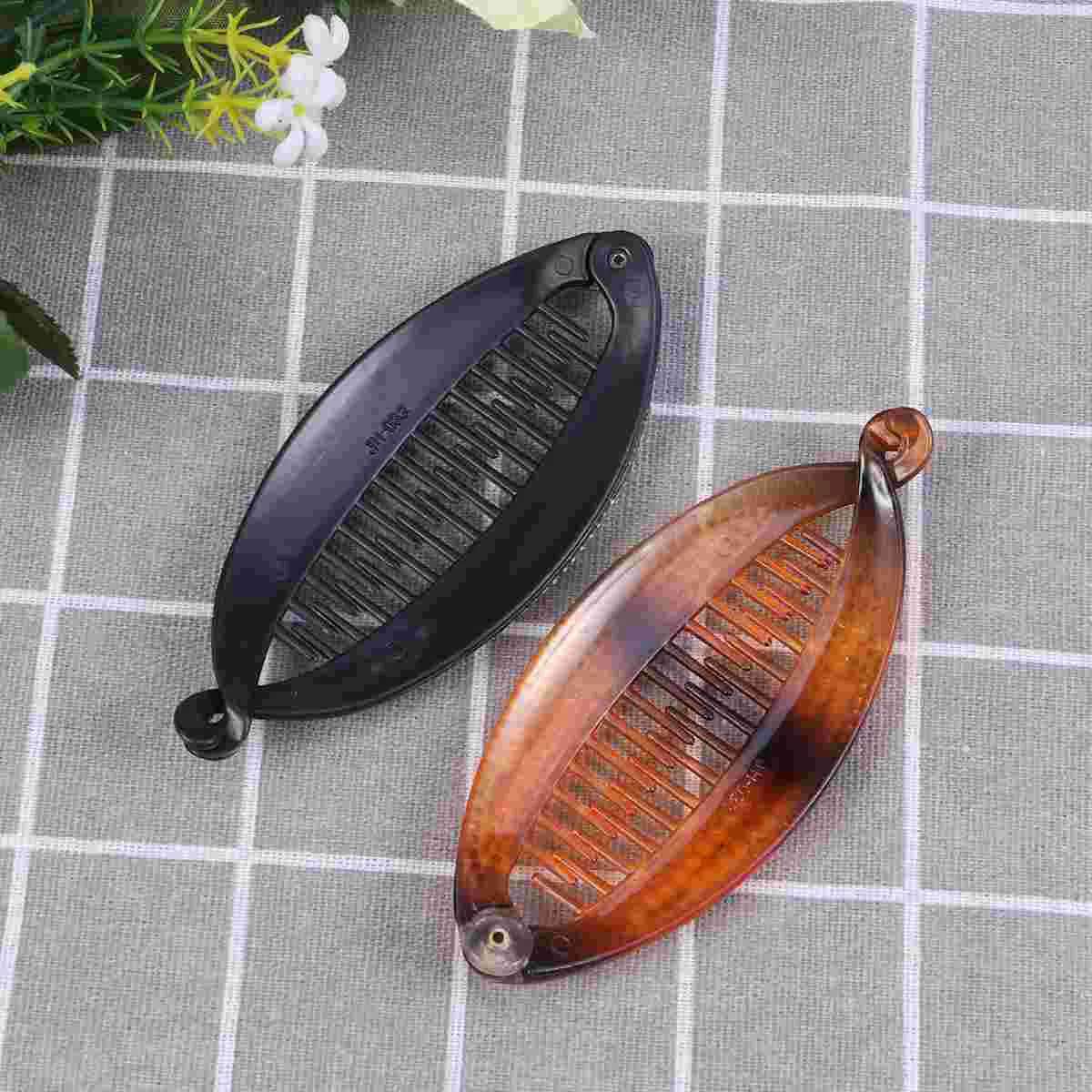 

6pcs Banana Hair Clip Shape Decorative Hair Clip Ponytail Holder Hair Claw for