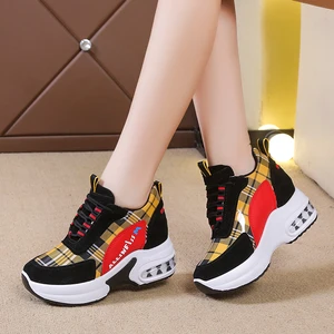 Туфли женские на платформе и высоком каблуке, Вулканизированная подошва, повседневная обувь, увеличивающая рост