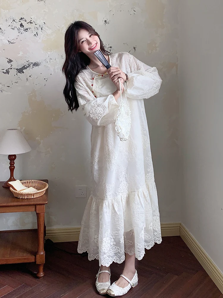 New Chinese Sle Cool and Relaxed Feeling Wear White Dress 2024 Early Autumn Women clothes Temperament Gentle Skirts