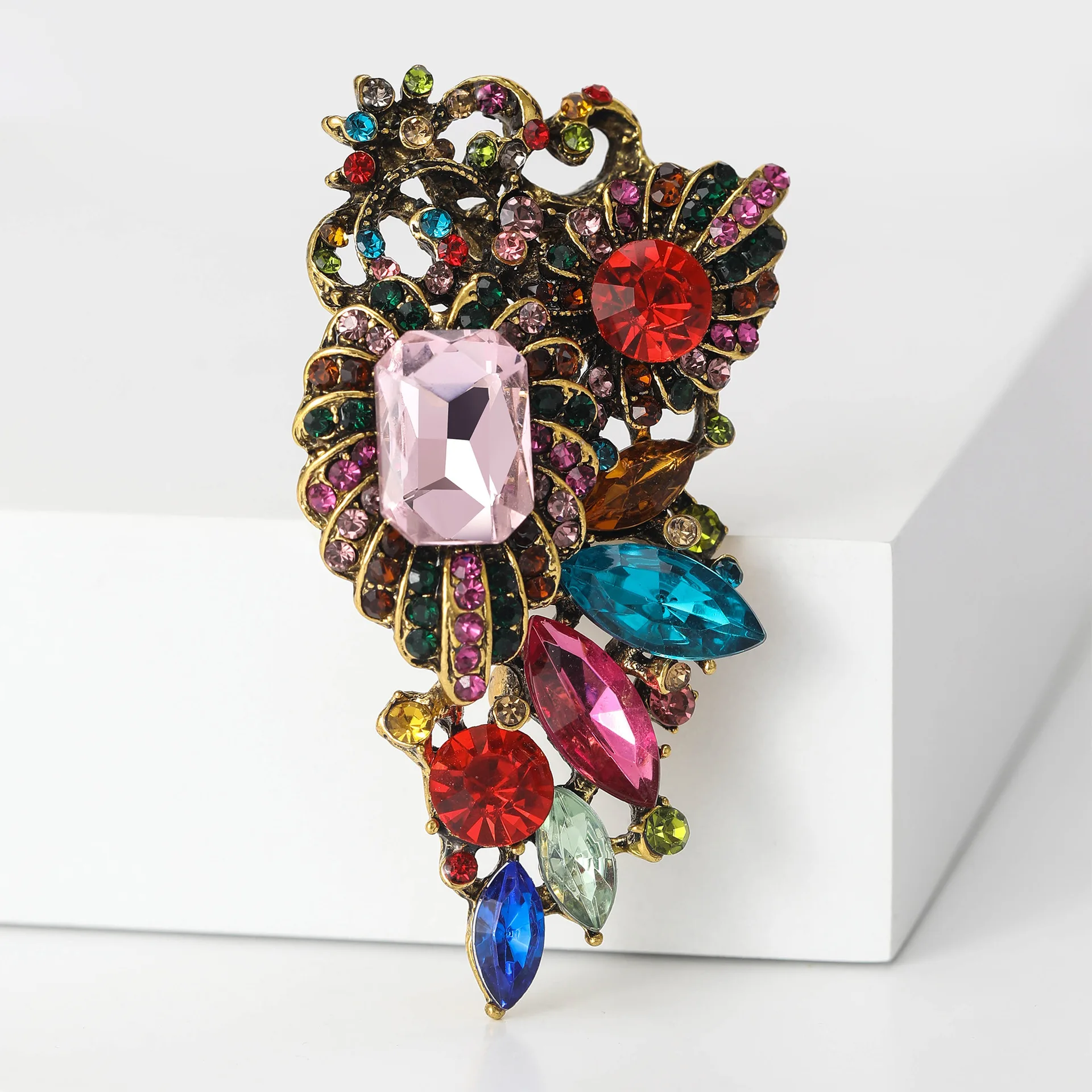 Женская Цветная брошь в виде знака