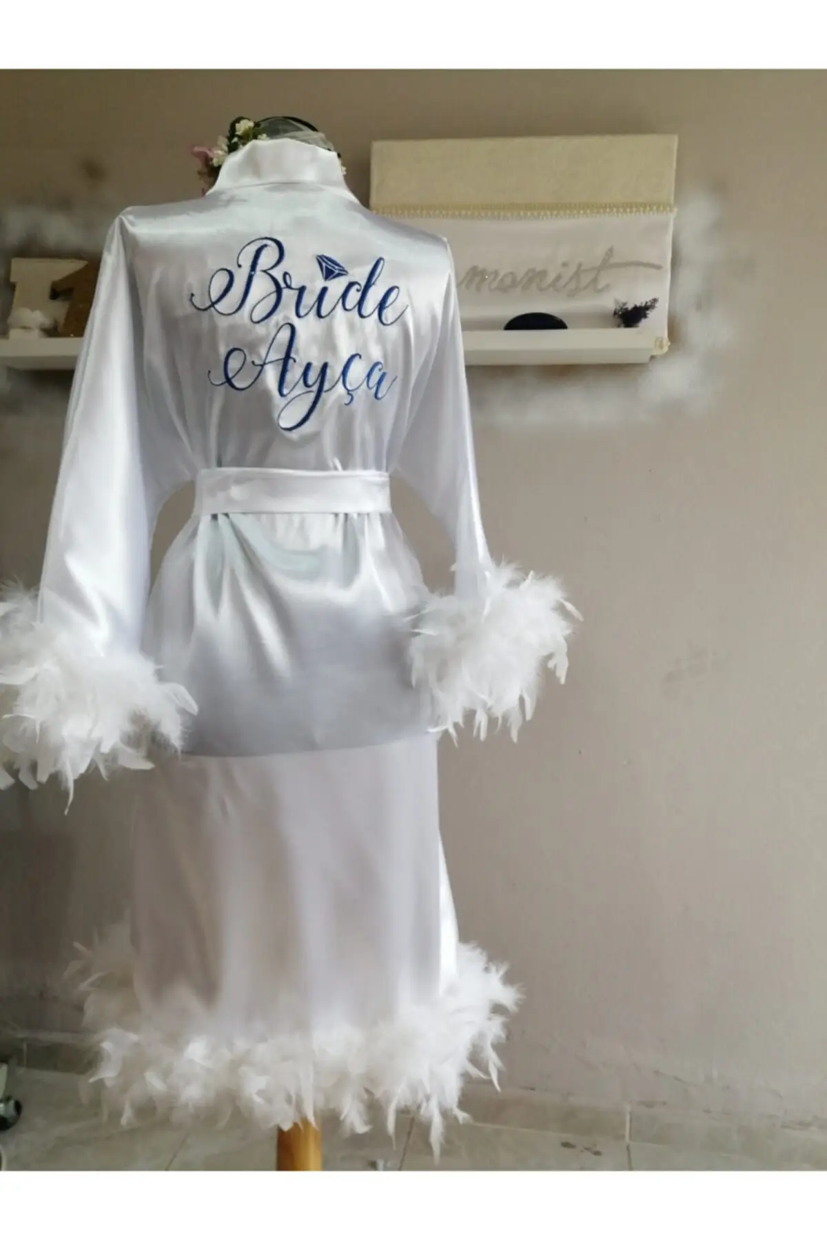 

Dressing Gown Bride embroidery Satin Bridal Fashion Robe Robe Robe Sexy Peignoir Kimono Bride Sleepwear Night Gown