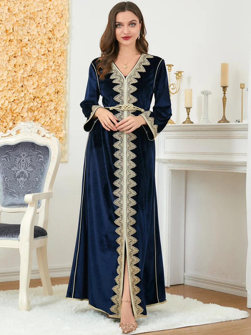 Velvet Abaya Long Dress Winter Women Lace Appliques Trimmimg Belted Muslim Moroccan Kaftan Eid Ramadan Evening Dubai Abayas