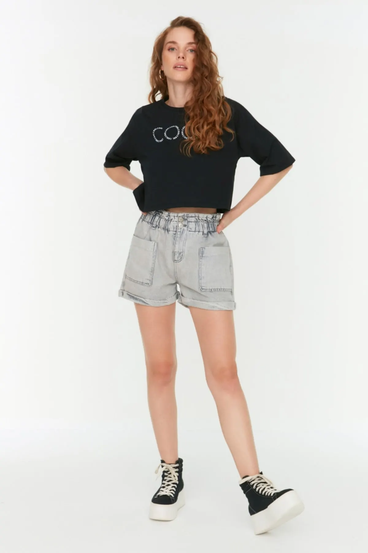 

Women's Shorts Gray Folded Denim New Summer Fashion Bermuda Basic Short Pants Mini Trousers Short Pants
