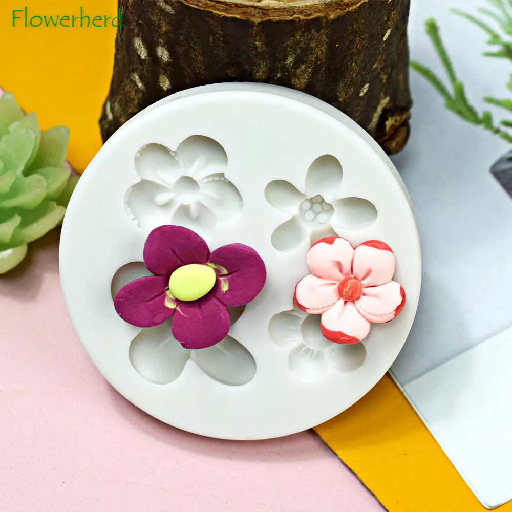

4 Floret Flowers Candy Mold Simulation Flower Chocolate Cake Silicone Mold Dessert Decoration Baking Tools