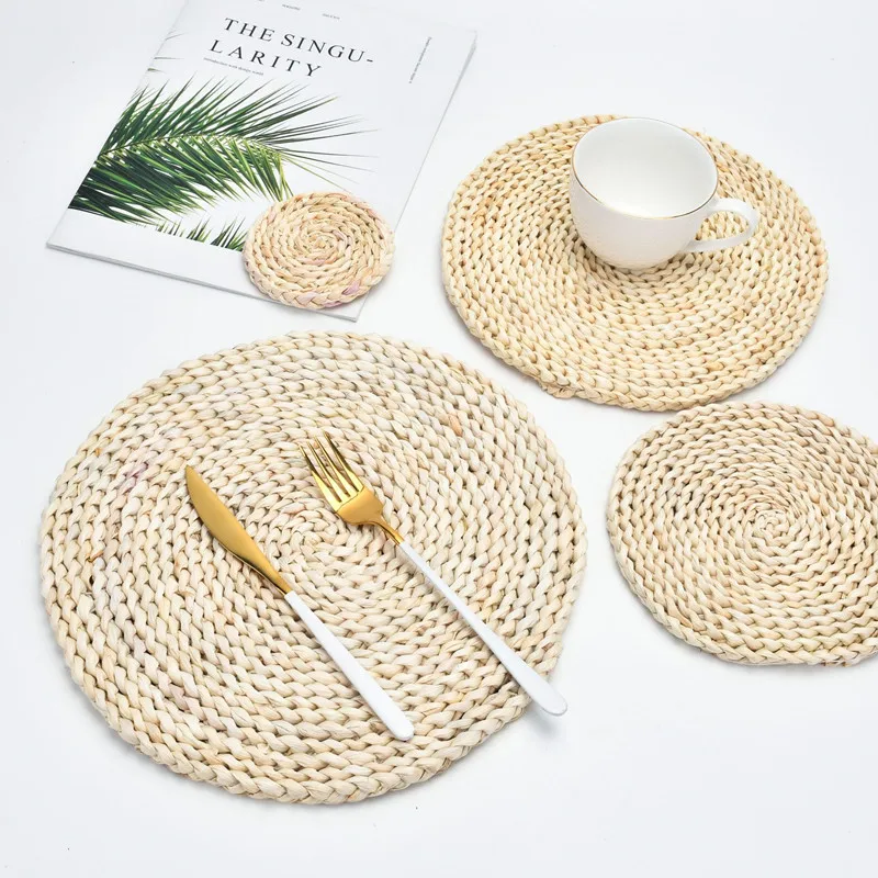 

Cup Mat Round Natural Rattan Hot Pad ,Hand Woven Hot Insulation Placemats Table Padding Kitchen Decoration Accessories