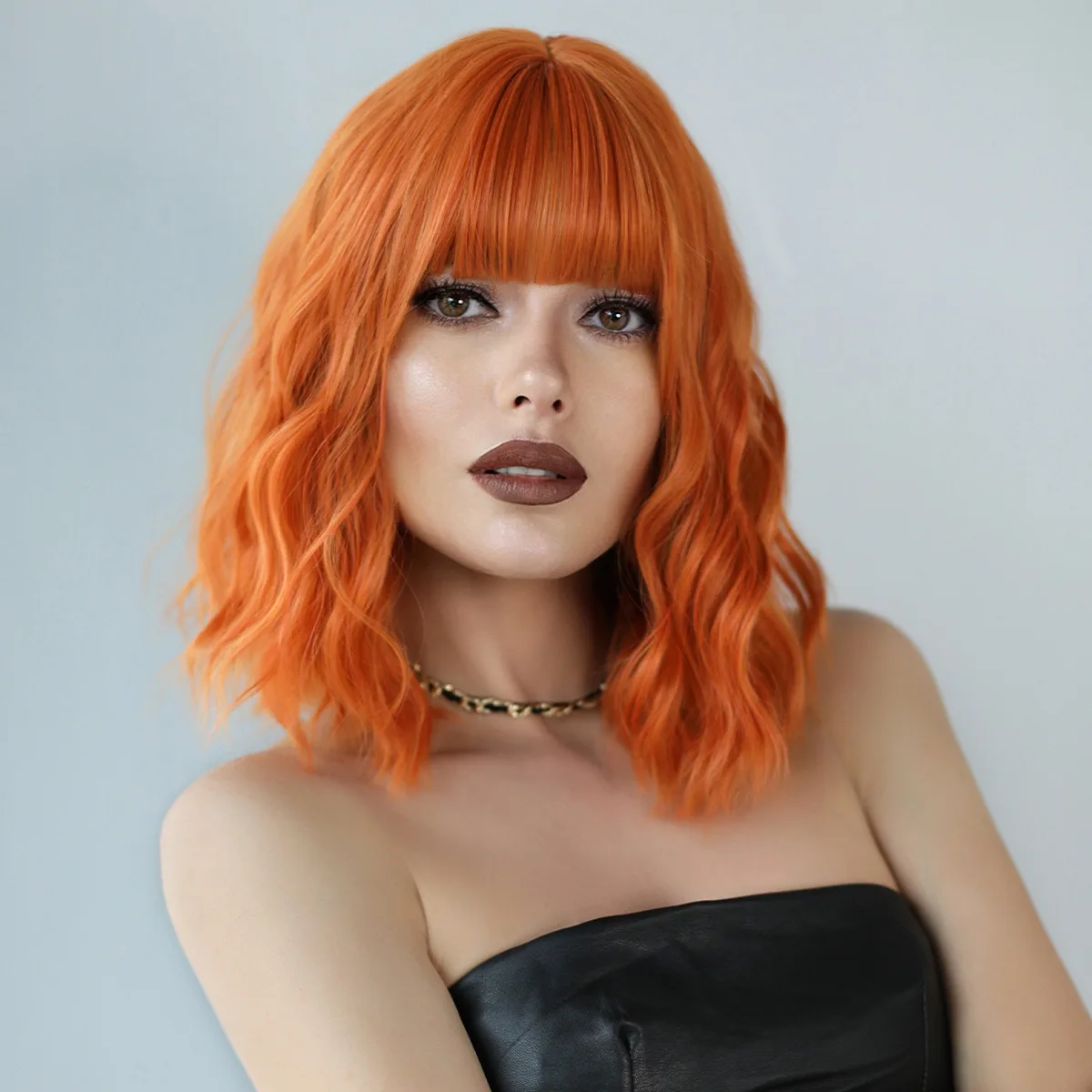 Lady bangs. Оранжевый парик женский.