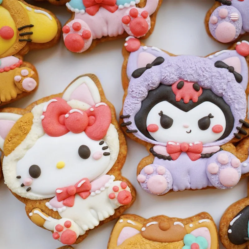 

3D Cartoon Animals Cookies Cutters Embossing DIY Cute Dog Cat Fondant Biscuit Stamp Molds Cake Decorating Tools Baking Gifts