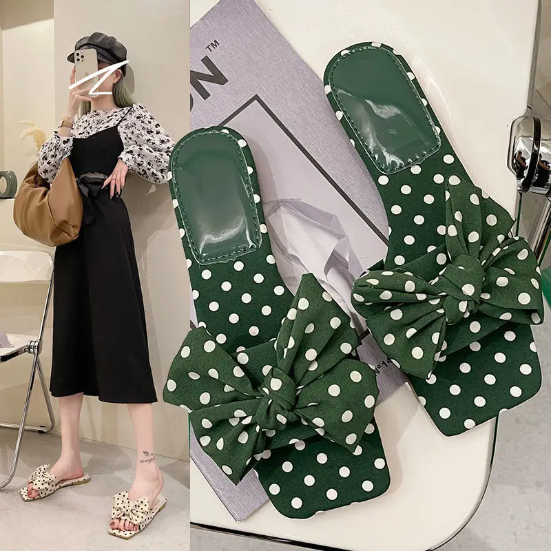 

New Spring Summer Women's Outdoor Sexy Beach Party Slippers Girl Students Spotted Bowknot Fashion Comfortable Anti-Slip Sandals.