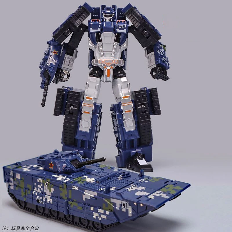 Комбинированный робот-истребитель-цистерна-трансформер деформационная модель