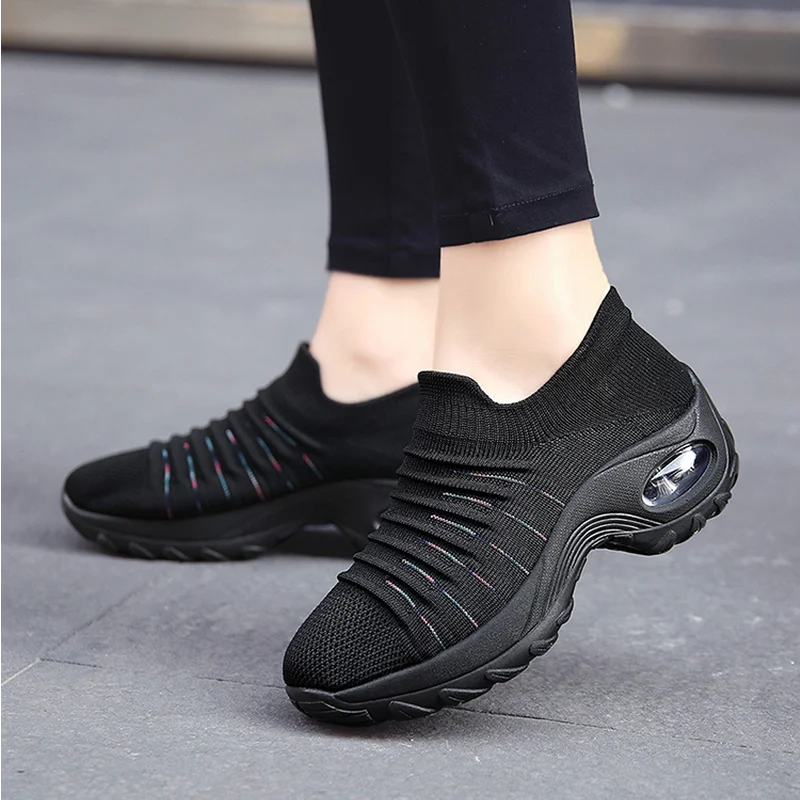

Модные женские легкие кроссовки, обувь для бега, спортивная обувь для улицы, дышащая сетчатая удобная обувь для бега, обувь с воздушной поду...